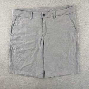 Lululemon Commission Shorts Men's Size 38 Gray Casual Chino‎ Style 9" Inseam